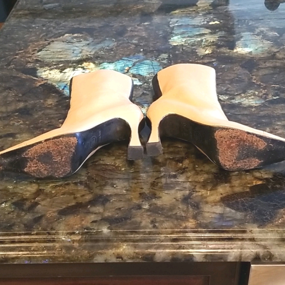 CHANEL BOOTS - Picture 6 of 6